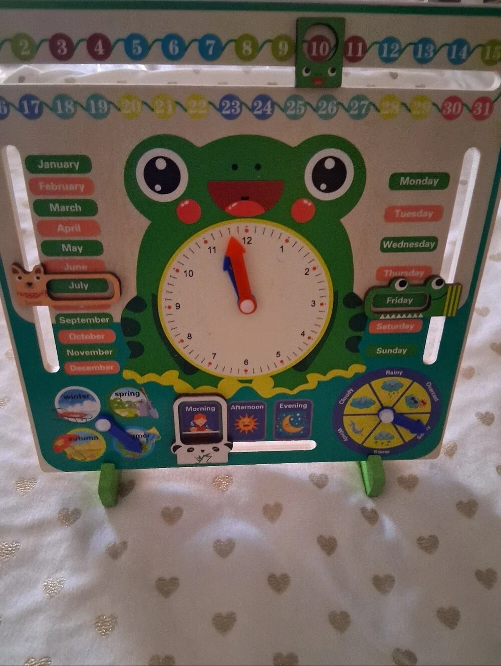 📚🎨 Children's Educational Wooden 6-in-1 Activity Calendar Stand